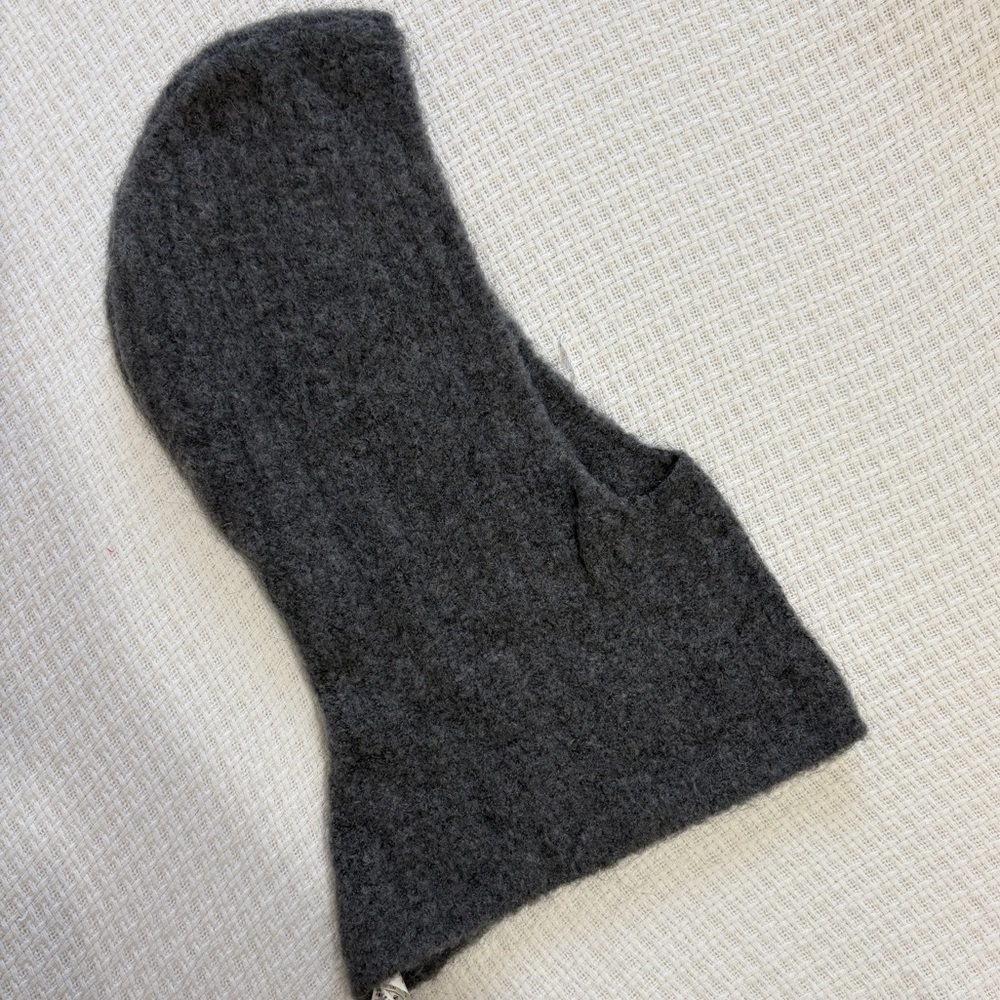 Sisley Soft Gray Wool Accessory